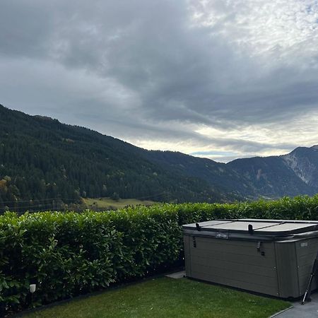 Alpenburg Bergparadies Apartments Wald am Arlberg Exterior foto